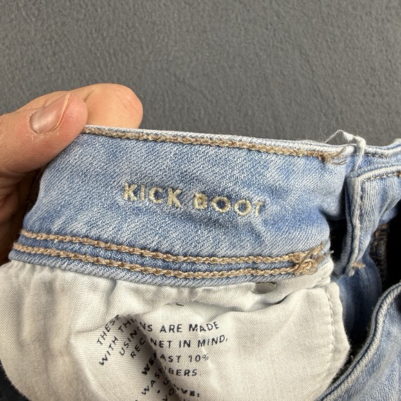 American Eagle Jeans Women's 8 Blue Kick Boot Cargo Pockets Light Wash Whiskered - Picture 9 of 14